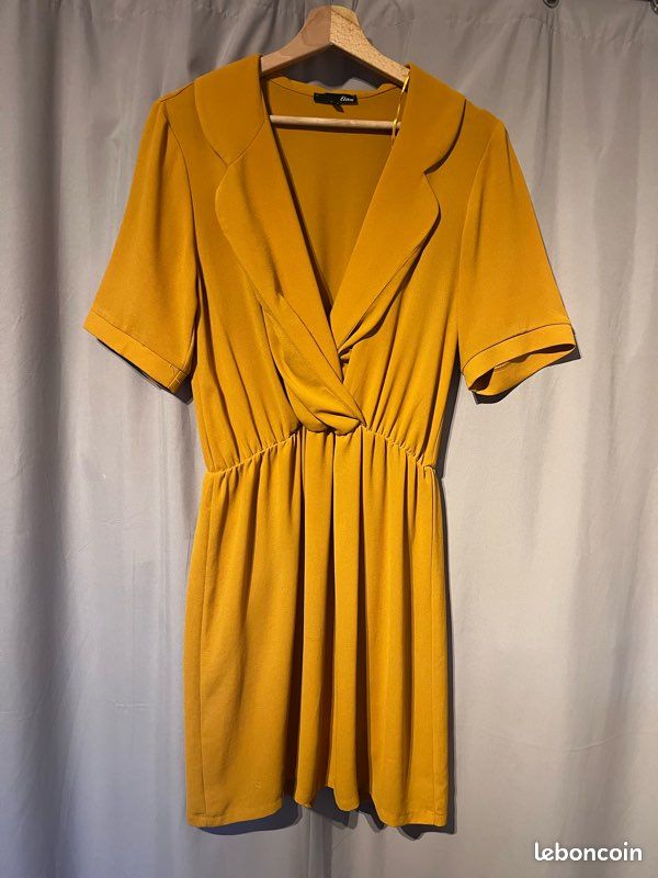 Robe jaune moutarde chic Etam Vêtements