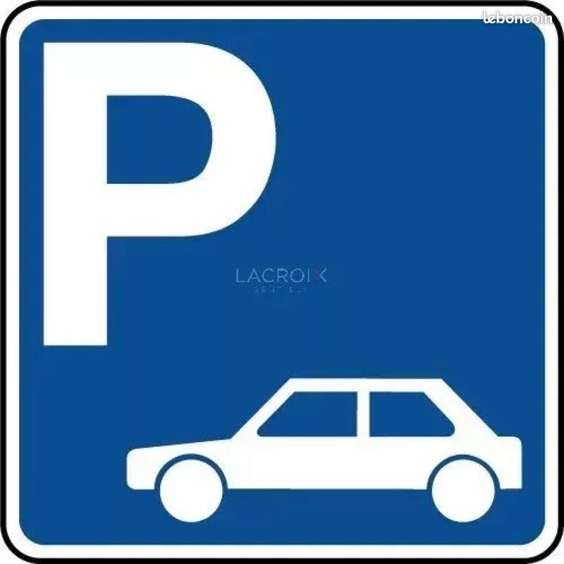 Parking/box Gentilly · 75 €/mois