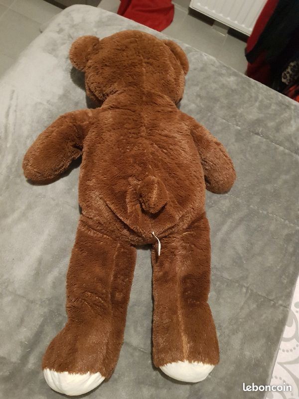 Ours en peluche géant (image 3)