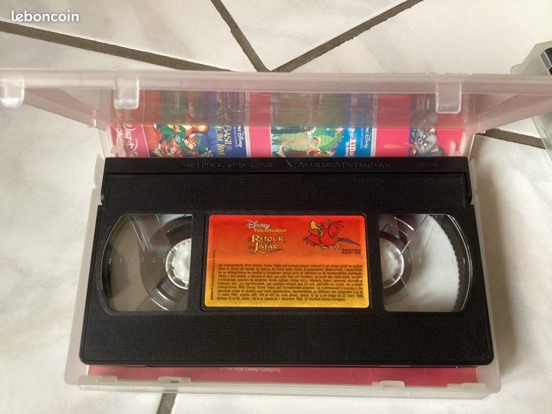Lot de 2 cassettes VHS Disney classique (image 6)