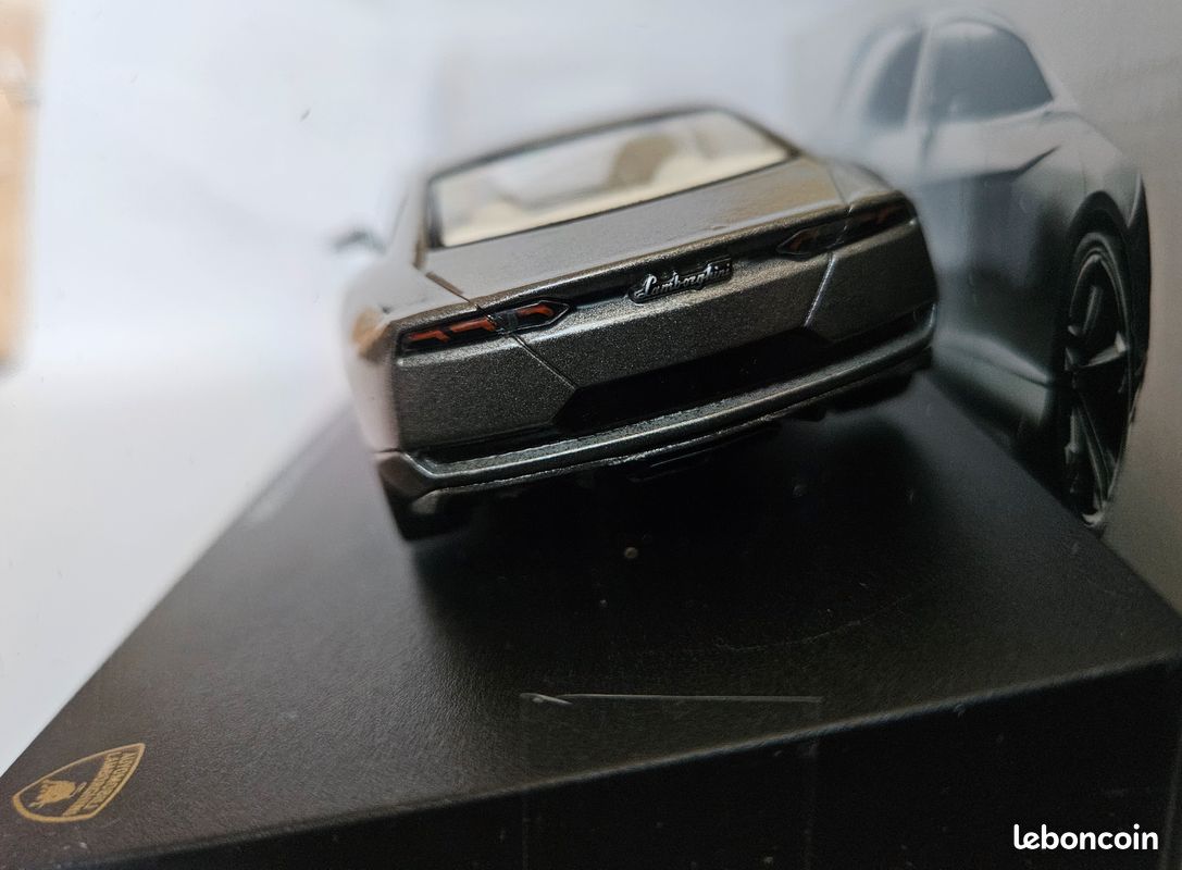 Lamborghini - Estoque 2008 - Modèle Presse - 1/43 - Autos Miniatures