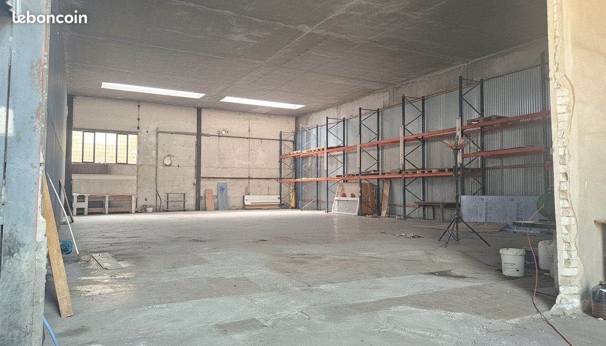 Immeuble 325 m² · à Val de Briey · 325 m² · 80 000 €
