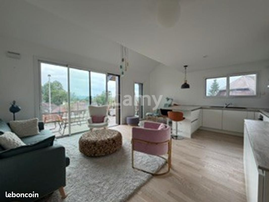 Appartement 4 pièces 91 m² · à Annecy · 91 m² · 2 050 €/mois