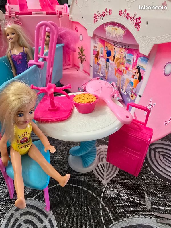 Bateau croisière barbie (image 6)