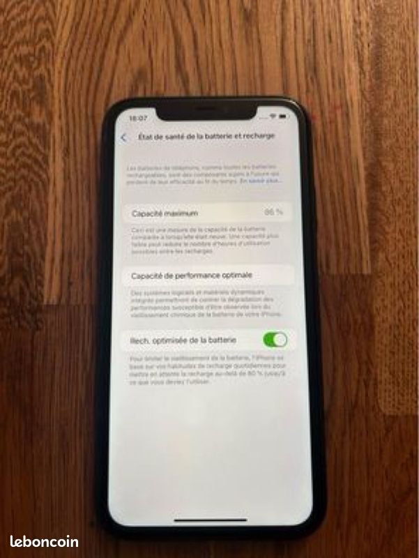 Iphone 11 (image 3)