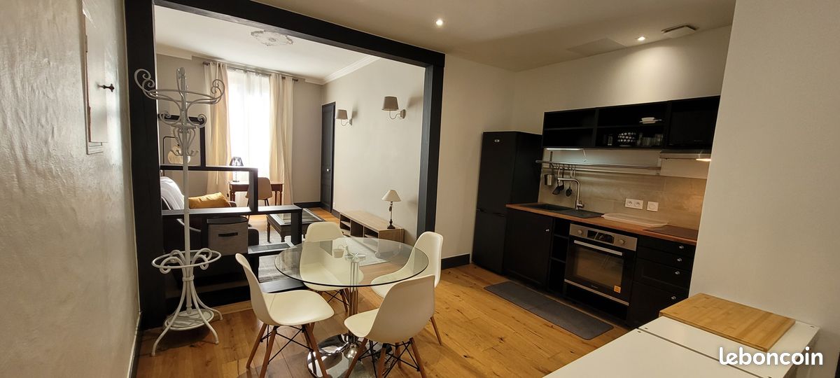 Appartement 2 pièces 50 m² · à Chambéry · 50 m² · 780 €