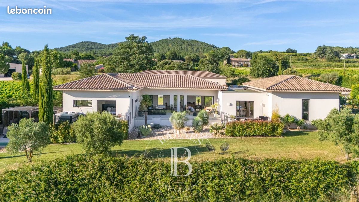 Maison 7 pièces 252 m² · à Tresques · 252 m² · 1 490 000 €