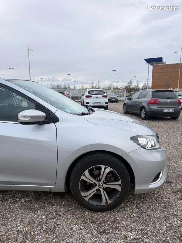Nissan Pulsar 1.2 DIGT 115 ACENTA. / Véhicule révisée / 2clés / Bluetooth (image 18)