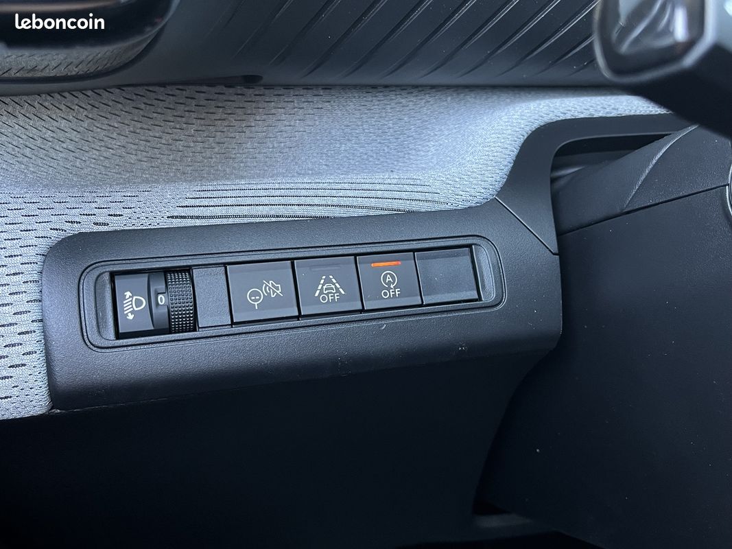 Citroen C3 1.2 TURBO 100CH MAX (image 29)