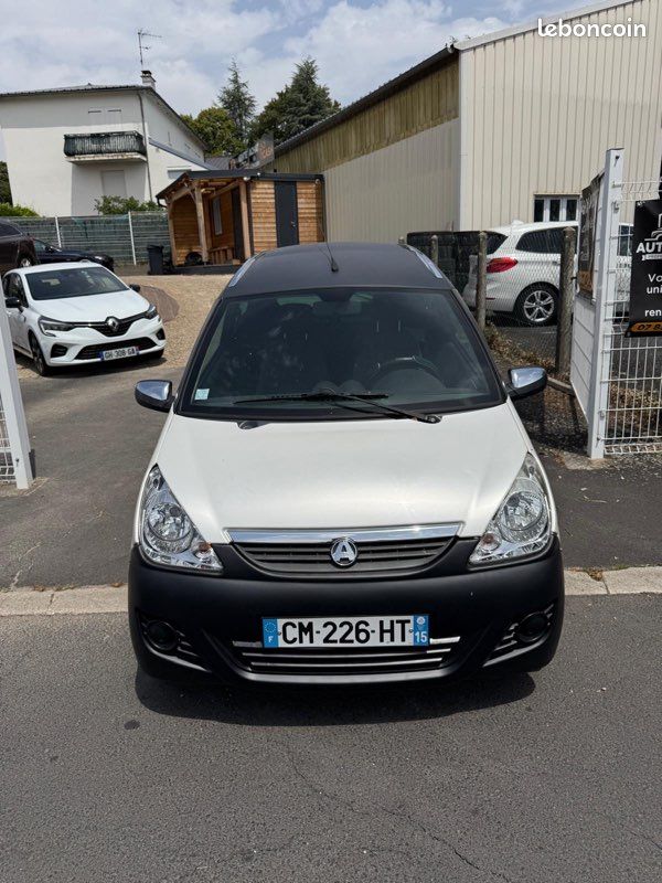 AIXAM CROSSOVER 54 000 km – Entièrement révisée – Aucun frais à prévoir (image 2)