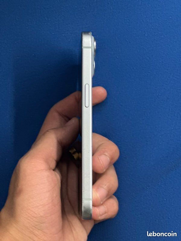 Bonjour je vends mon téléphone 15 (image 3)