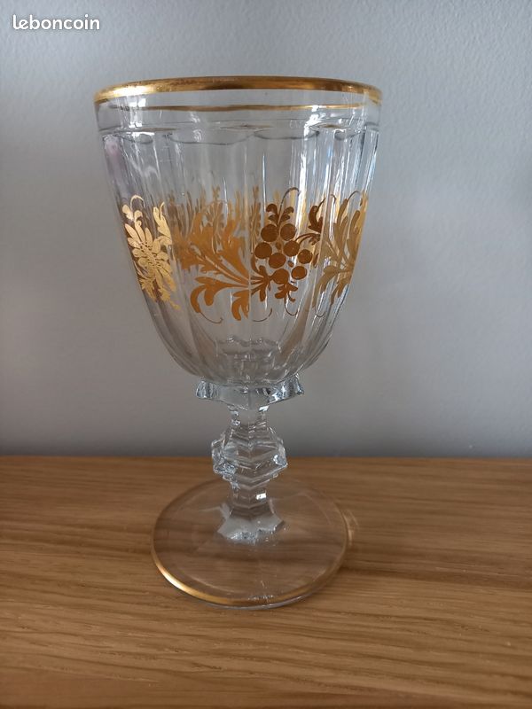 Verre à pied ancien Cristal (image 1)