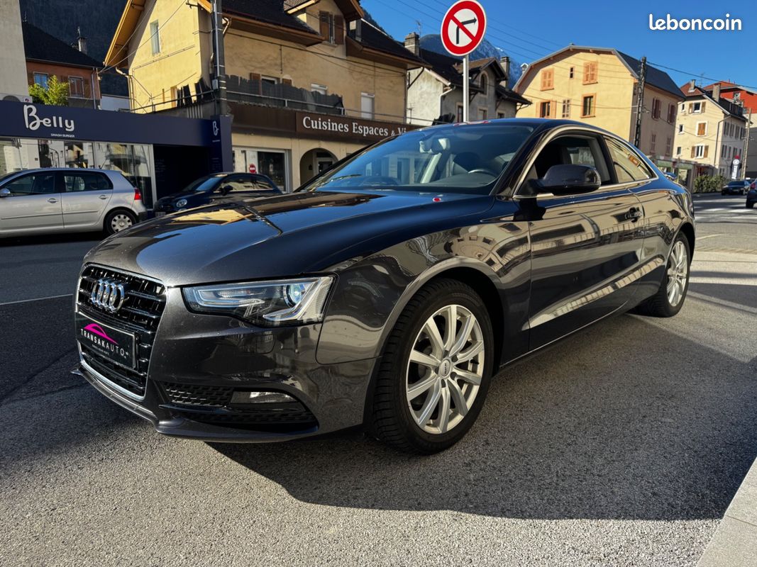 AUDI A5 A5 1.8 TFSI 177 Ambiente / première main / entretien complet Audi (image 9)