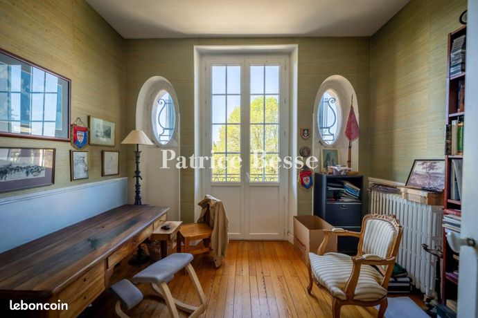 Maison 14 pièces 496 m² — 14