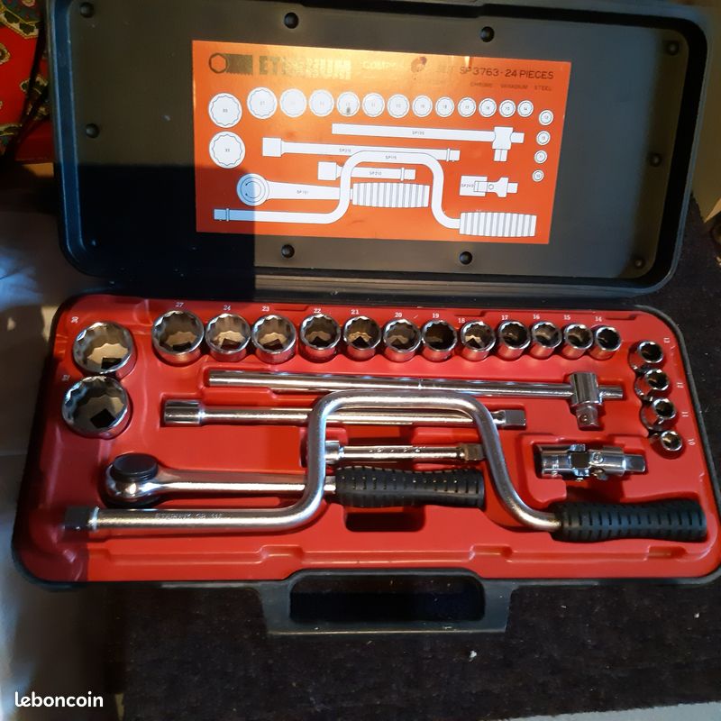 Mallette neuve outils clés à douille Eternum (image 1)