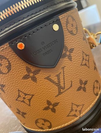 Réplique Louis Vuitton Sac banane M55425 à vendre avec prix bon marché au  magasin de faux sacs