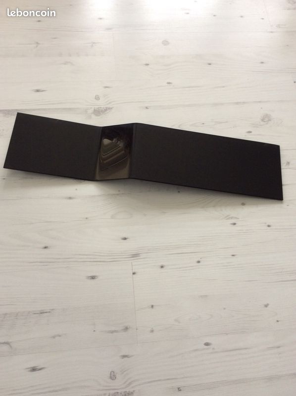 Étagère noire laquée (image 3)