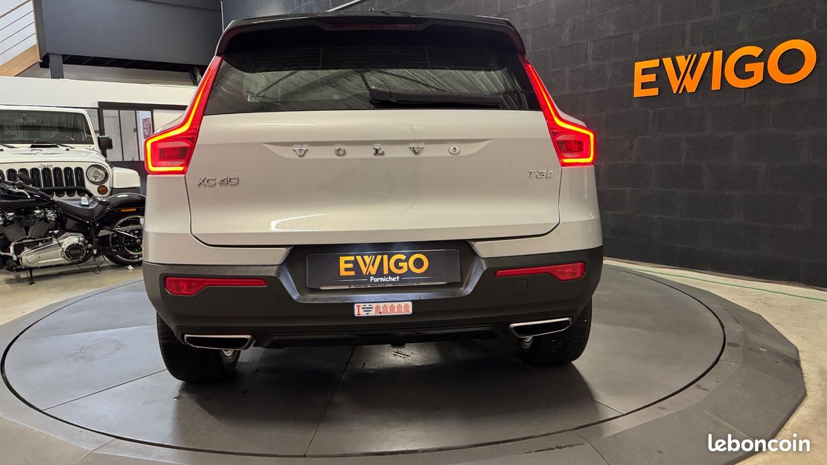 VOLVO XC40 1.5 T3 165ch R-DESIGN 2WD GEARTRONIC - TO PANO - CAMERA (image 8)