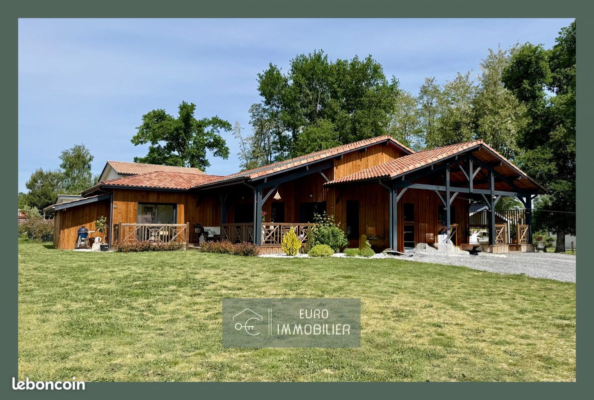 Maison 5 pièces 158 m² · à Roaillan · 158 m² · 447 000 €