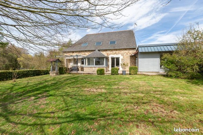 Longère 6 pièces 145 m²
