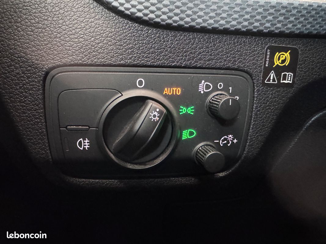 AUDI Q2 35 TFSI 150 150Ch Radar AR Suivi complet Garantie 12 mois (image 24)