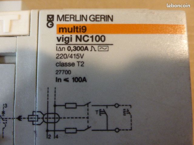 Disjoncteur Merlin Gerin multi9 NC100H C80A 415V (ref 27264) couplé avec vigi NC100 (ref 27700) - matériel tableau électrique (image 4)