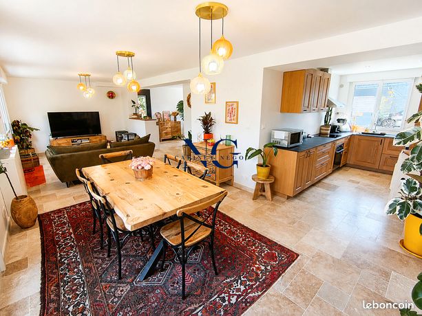Maison 6 pièces 122 m²