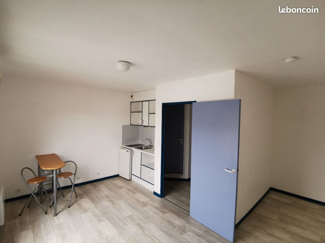 Appartement 1 pièce 22 m² · à Poitiers · 22 m² · 370 €