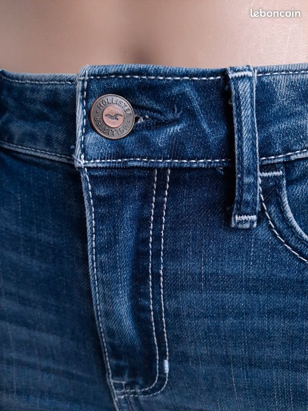 Taille américaine W25 x L31 Taille française 34 ou XS Hollister