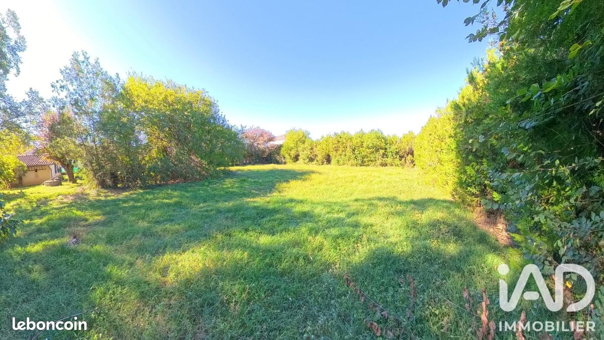 Terrain 1028 m² · à Marssac-sur-Tarn · 1 028 m² · 107 000 €