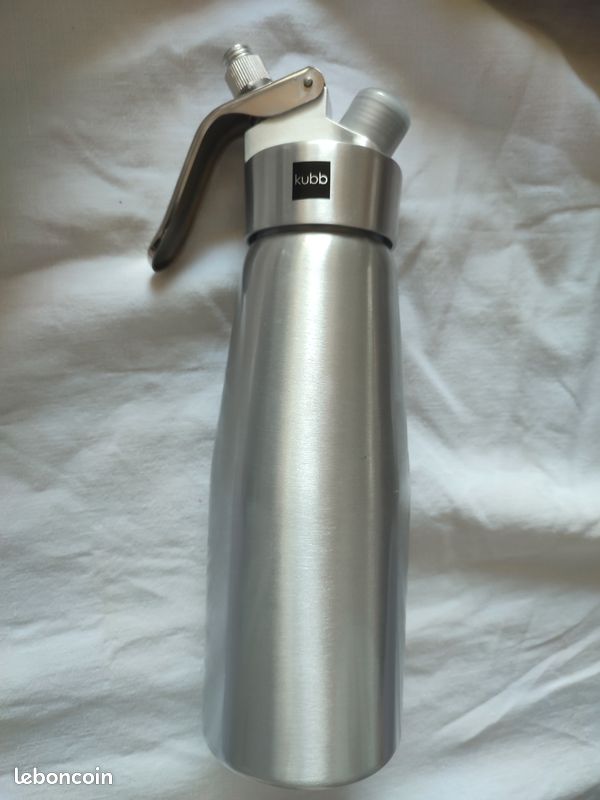 Siphon à chantilly en inox (image 1)