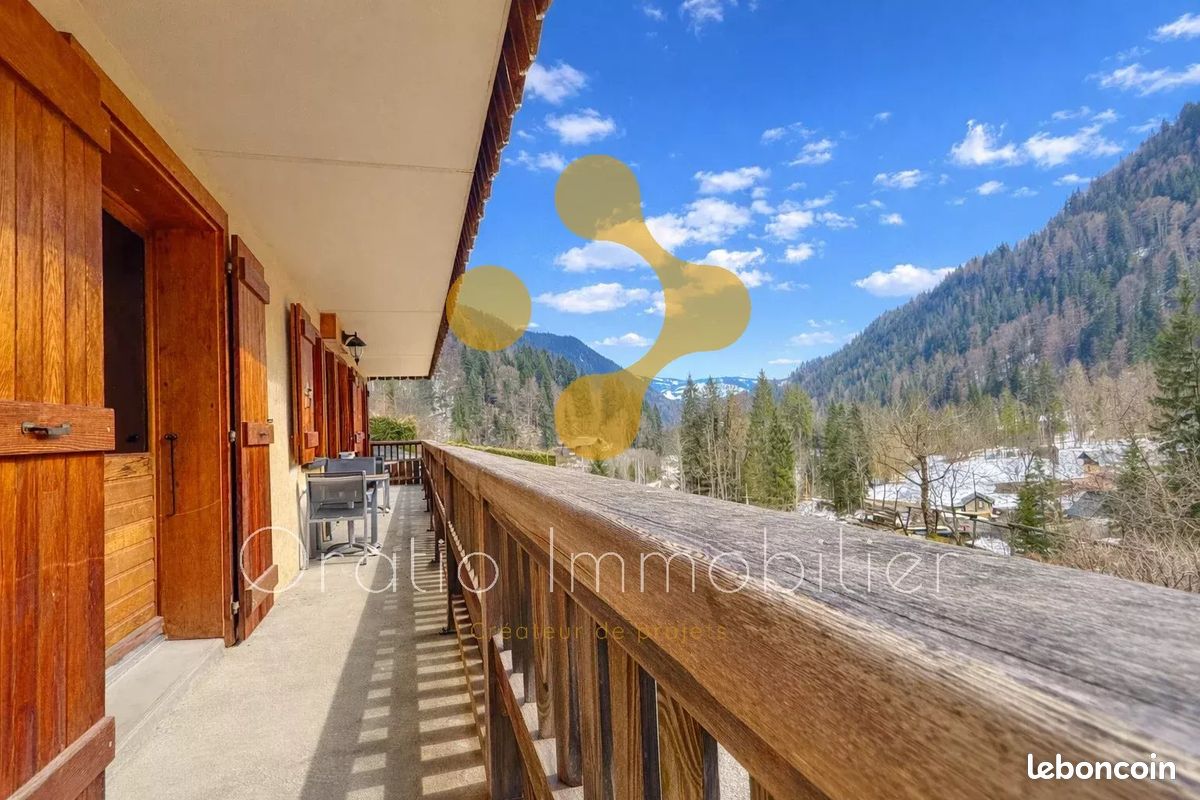 Appartement 5 pièces 124 m² · à La Giettaz · 124 m² · 494 000 €