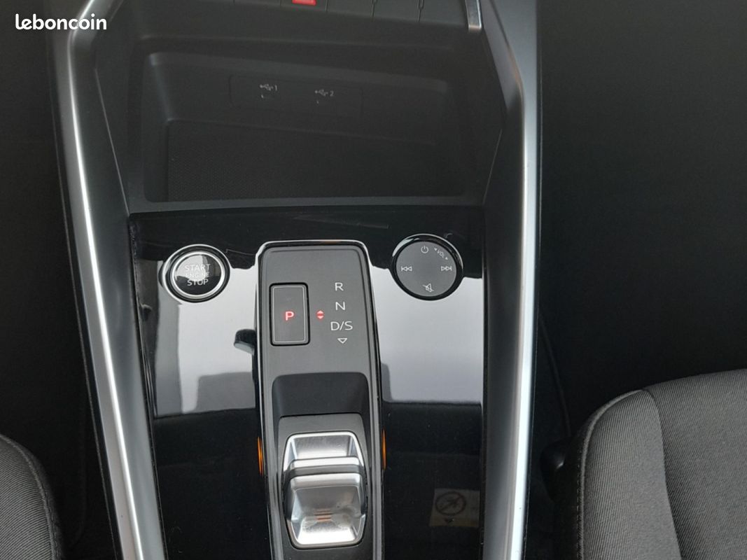 AUDI A3 SPORTBACK 40 TFSIe 204 S tronic 6 Design 1ER MAIN (image 23)