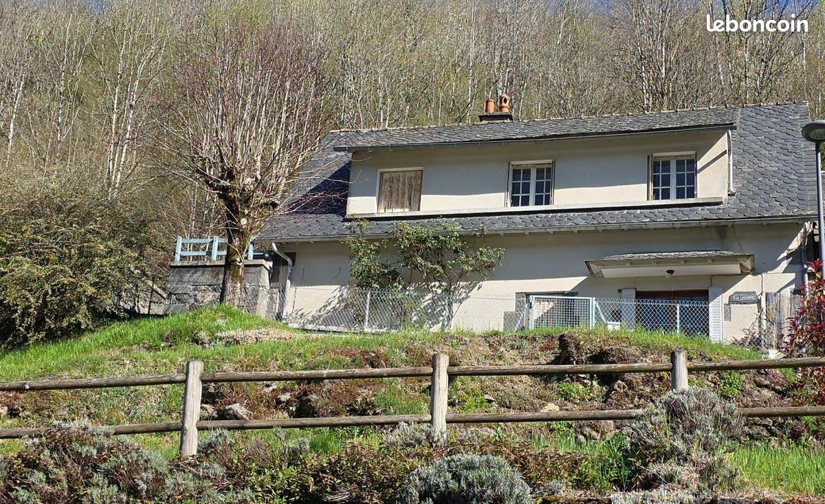 Maison 4 pièces 100 m² · à Saint-Chamant · 100 m² · 72 000 €