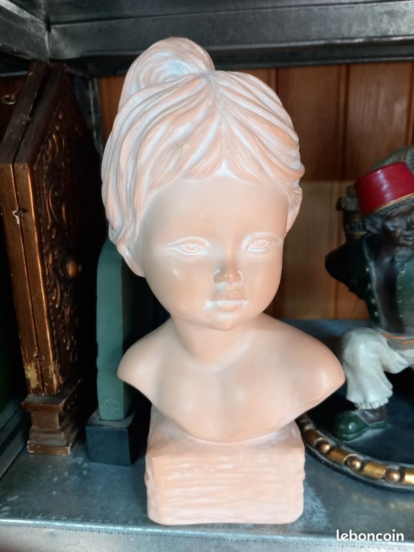 Buste femme (image 1)