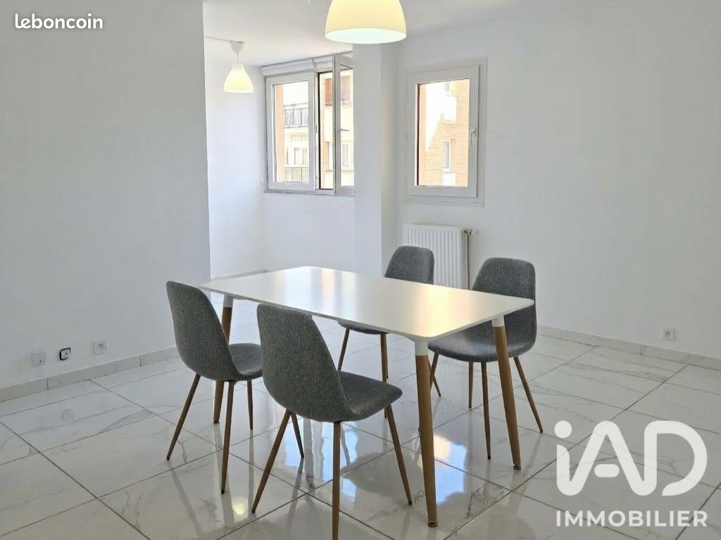 Appartement 3 pièces 66 m² · à Dammarie-les-Lys · 66 m² · 1 150 €/mois