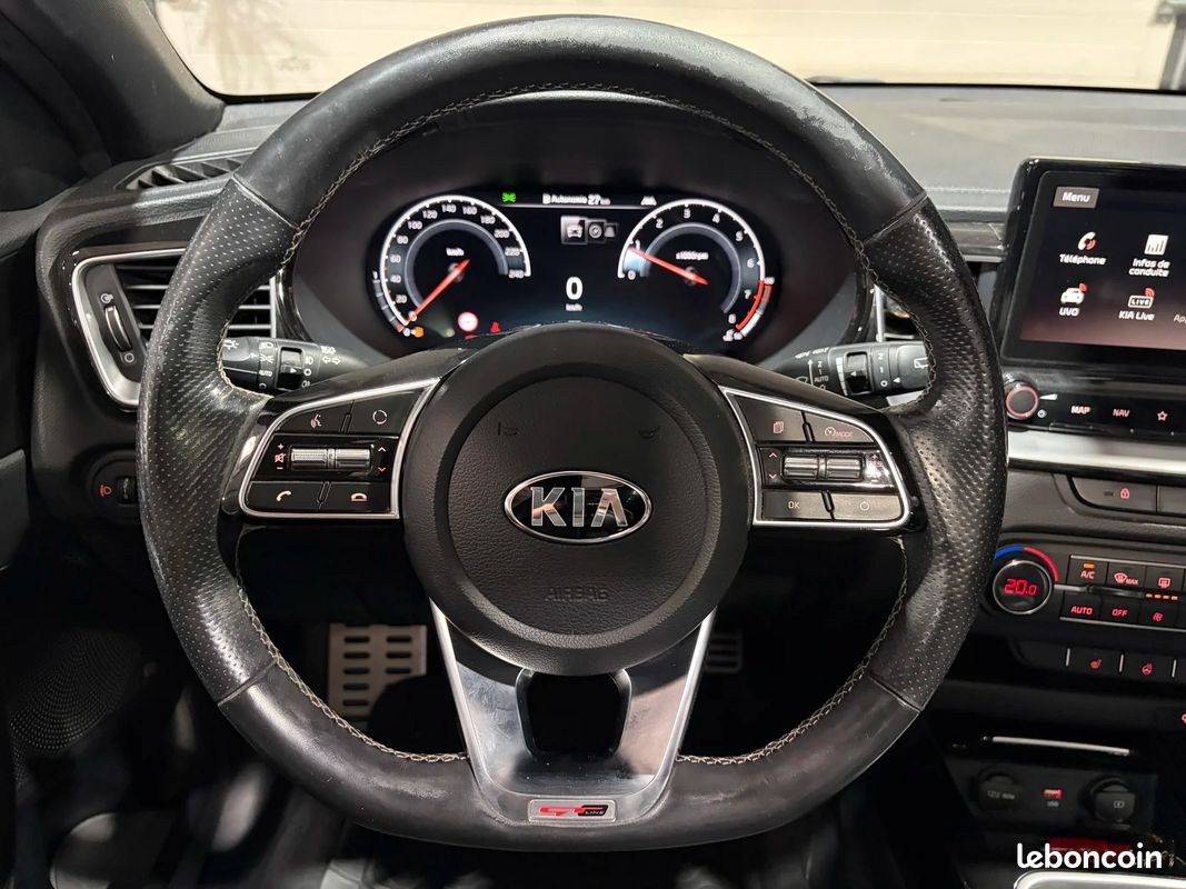 Kia CEED 1.4 140 GT Line Premium FULL ENTRETIEN KIA / TOIT OUVRANT / VOLANT CHAUFFANT (image 31)