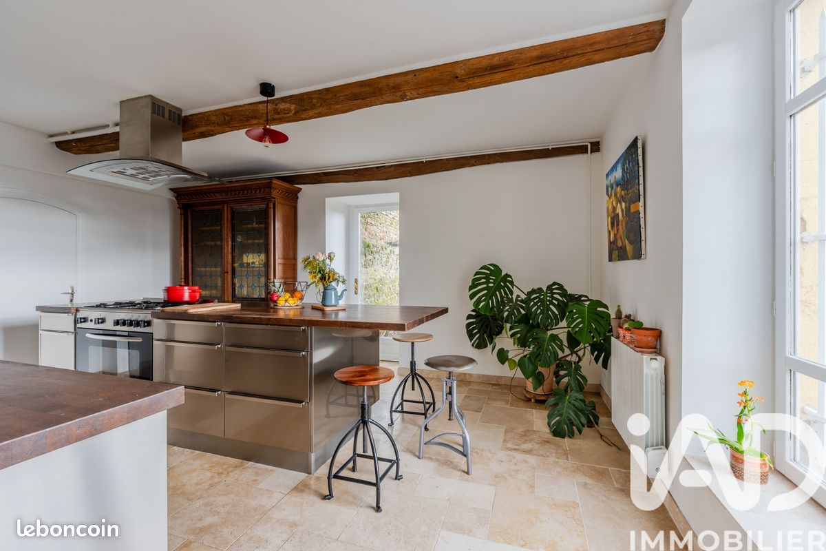 Maison 5 pièces 160 m² · à Châtillon · 160 m² · 545 000 €