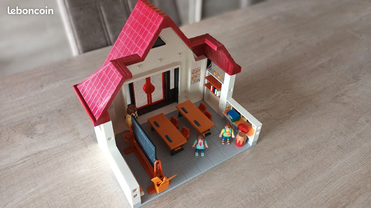 École playmobil (image 3)