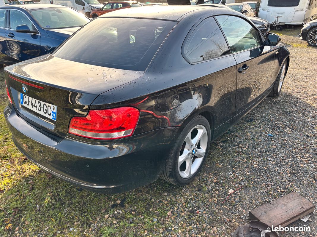 BMW SERIE 1 - 118D Coupé (image 3)