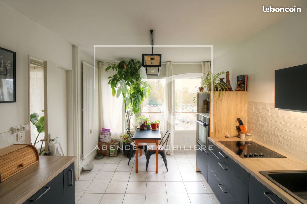 Appartement 2 pièces 67 m² · à Angers · 67 m² · 800 €/mois