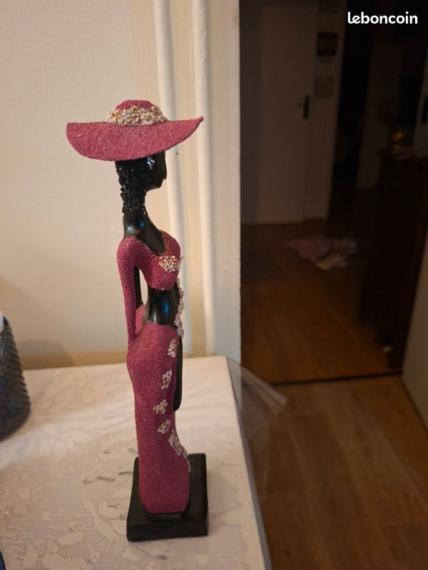 ​Statuette "Élégance Cubaine" – L’âme des Caraïbes (image 2)