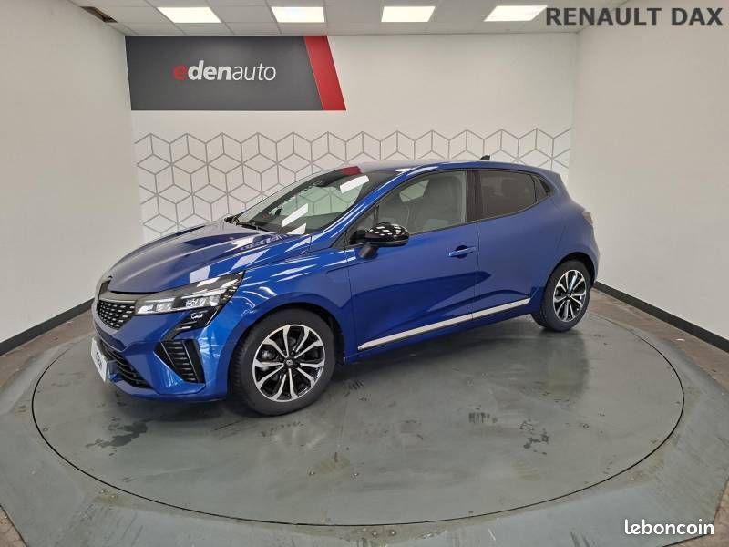 Renault Clio TCe 90 Techno (image 6)