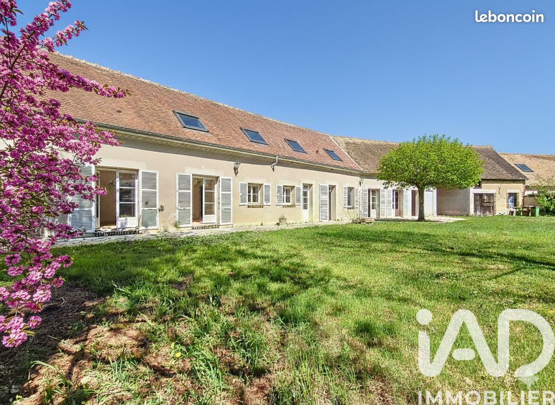 Maison 7 pièces 210 m² à Goussainville