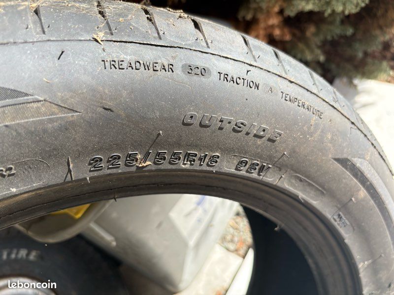 Pneu 225/55r18 (image 2)
