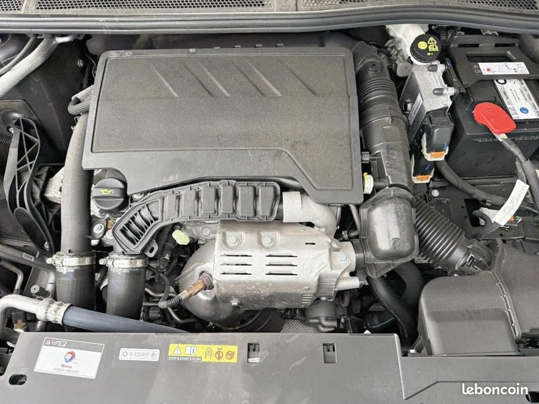 Peugeot 408 PureTech 130 ch S&S EAT8 Allure Pack (image 27)