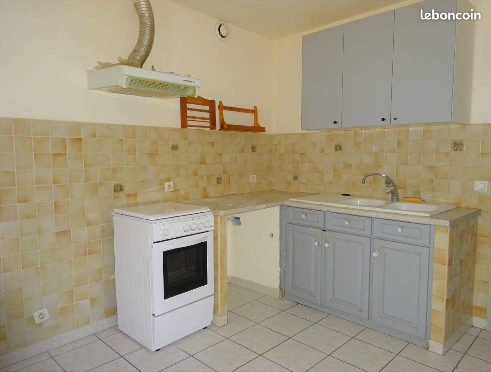 Appartement 4 pièces 90 m² · à Aramon · 90 m² · 730 €