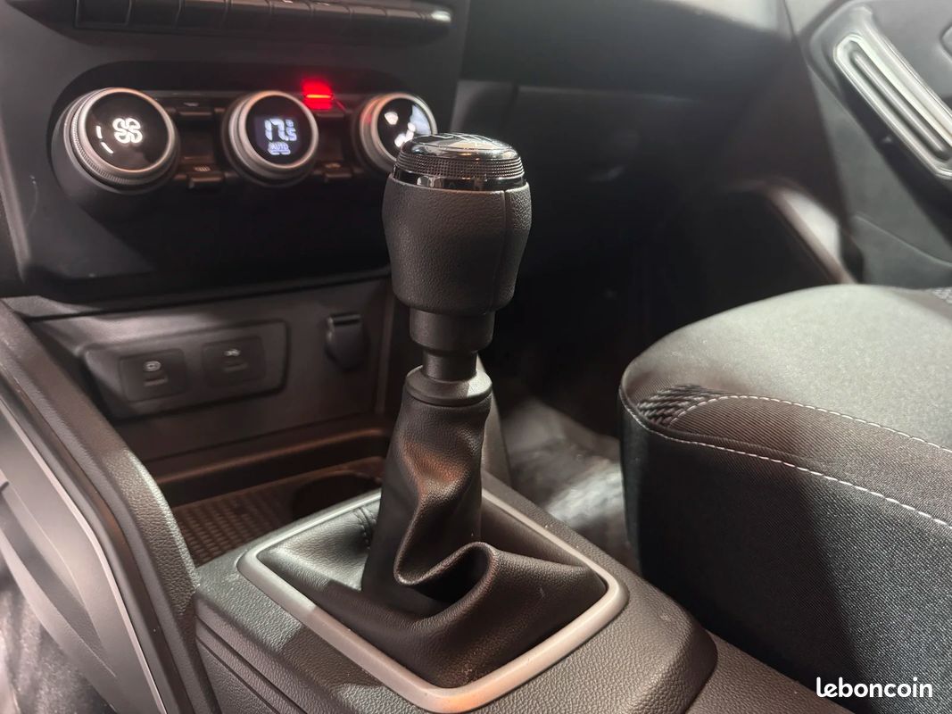 DACIA DUSTER 115cv 4x2-B Journey / CarPlay / Caméra 360° / Siège Chauffant / Roue de Secours (image 44)