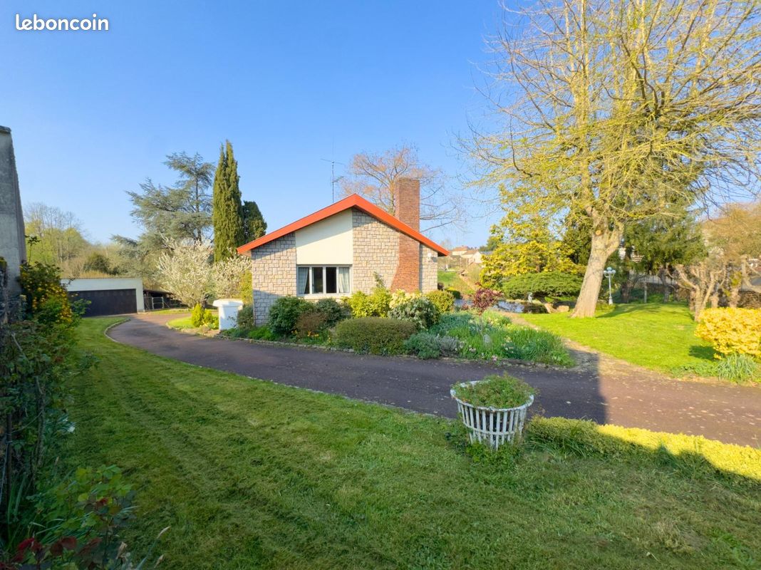 Maison 5 pièces 131 m² · à Beaumont-sur-Sarthe · 131 m² · 230 560 €