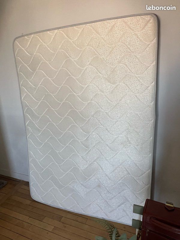 Matelas 140 x 190 (image 1)
